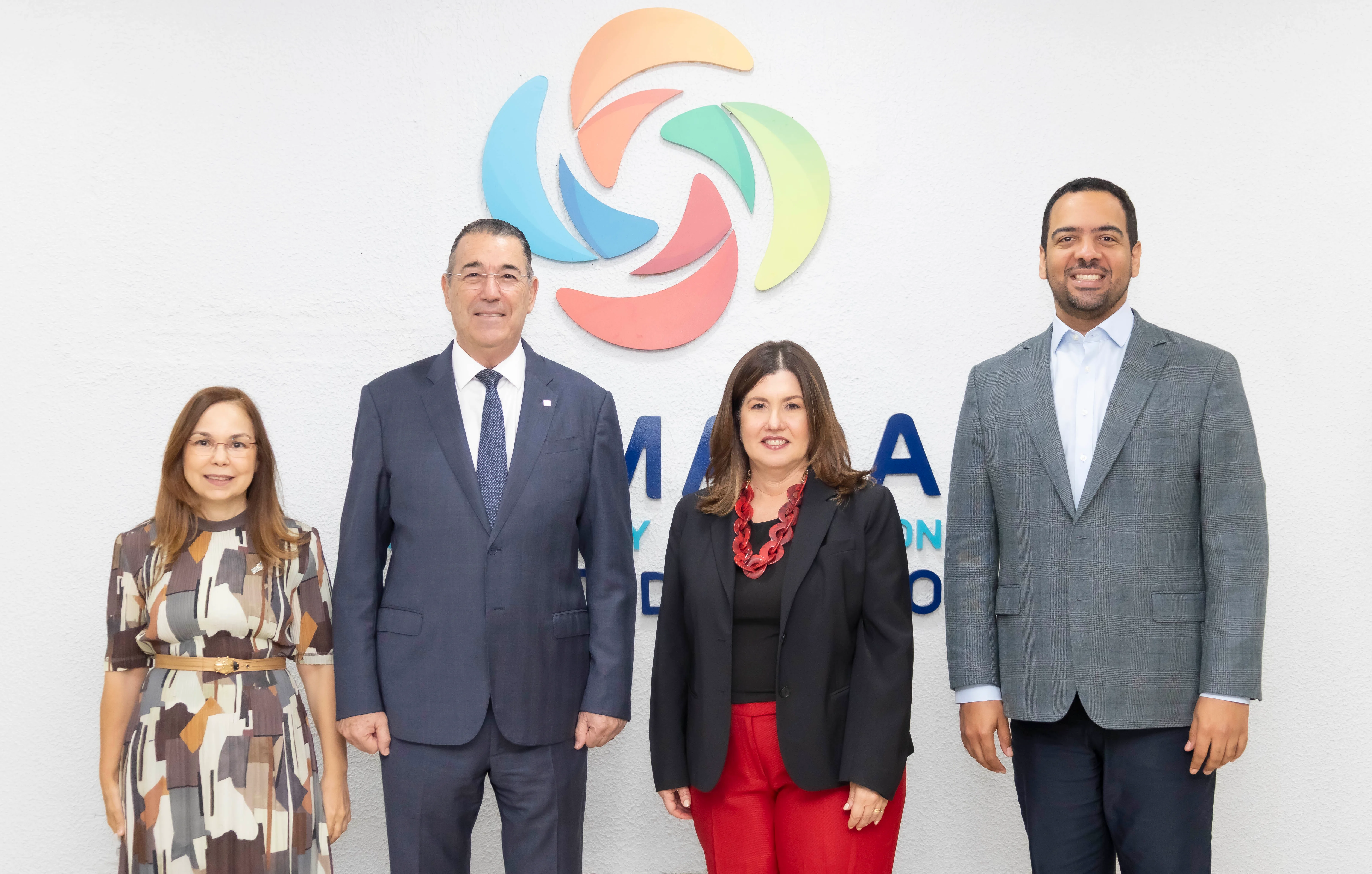 Cámara y Clúster Turístico acuerdan impulsar fortalecimiento de ecosistema turístico y empresarial de Santo Domingo